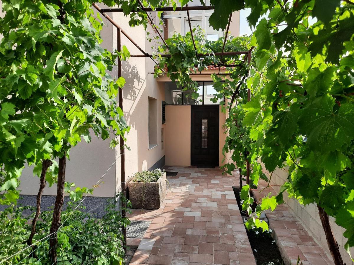Apartman Laura M Водице Экстерьер фото